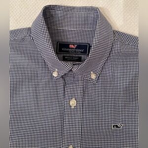 Boys Vineyard Vines Blue/White Button Down Whale Shirt in Medium (12-14)